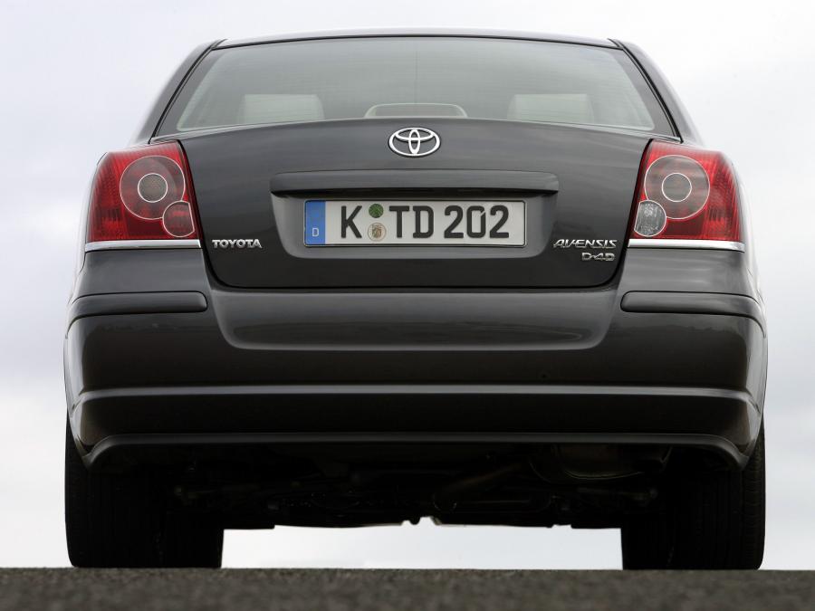  Toyota Avensis Sedan 2006 года  (фото 25 из 113)